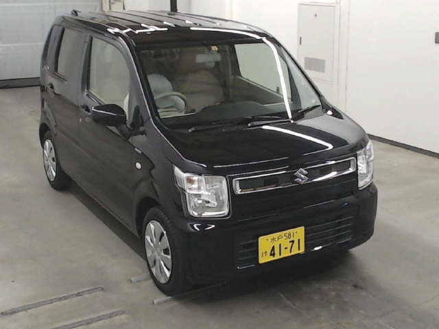 Import and buy SUZUKI WAGON R 2017 from Japan to Nairobi, Kenya