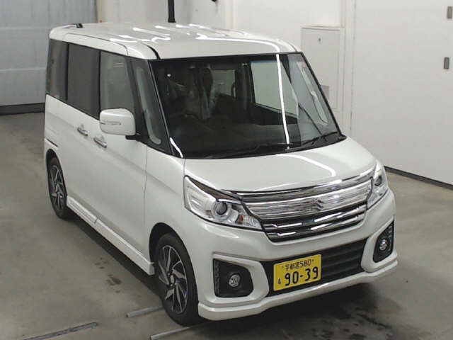 Import and buy SUZUKI SPACIA 2017 from Japan to Nairobi, Kenya