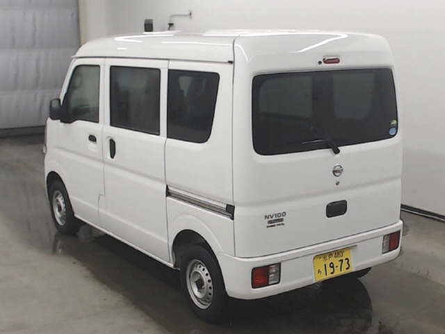 Import and buy NISSAN CLIPPER VAN 2017 from Japan to Nairobi, Kenya