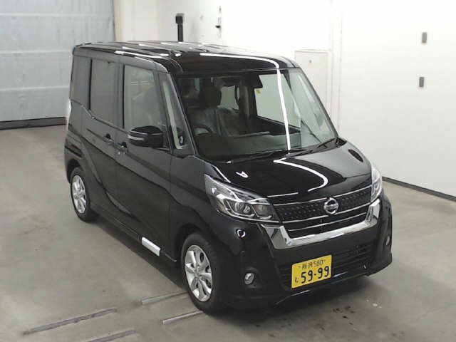 Import and buy NISSAN DAYZ ROOX 2018 from Japan to Nairobi, Kenya