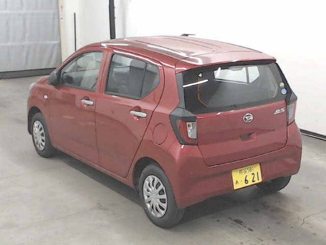 Import and buy DAIHATSU MIRA E S 2018 from Japan to Nairobi, Kenya