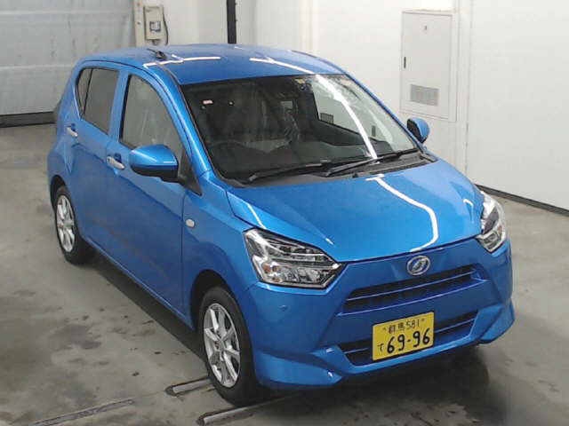 Import and buy DAIHATSU MIRA E S 2017 from Japan to Nairobi, Kenya