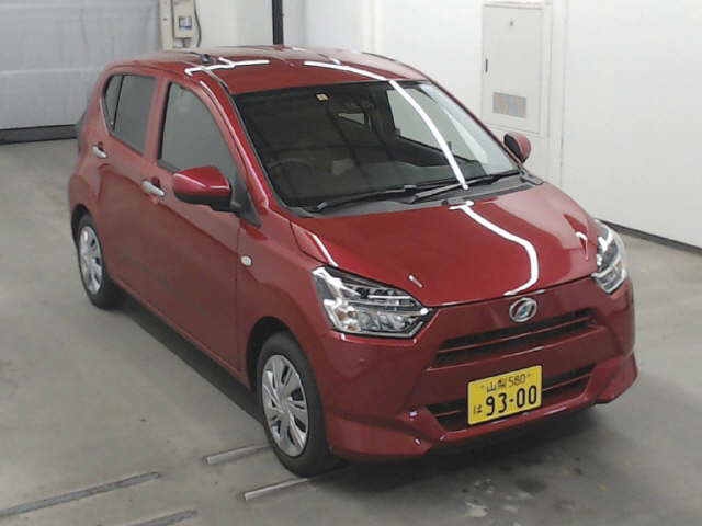 Import and buy DAIHATSU MIRA E S 2018 from Japan to Nairobi, Kenya