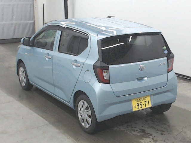 Import and buy DAIHATSU MIRA E S 2018 from Japan to Nairobi, Kenya