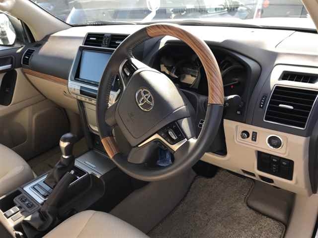 Import and buy TOYOTA LAND CRUISER PRADO 2018 from Japan to Nairobi, Kenya