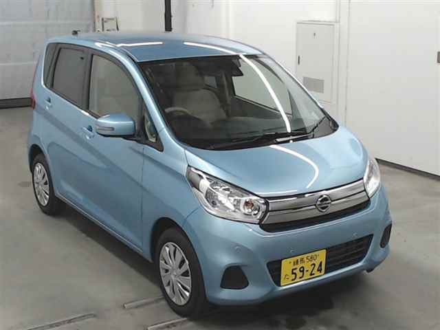 Import and buy NISSAN DAYZ 2018 from Japan to Nairobi, Kenya