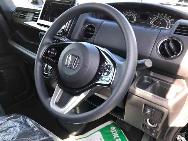 Import and buy HONDA N BOX 2018 from Japan to Nairobi, Kenya