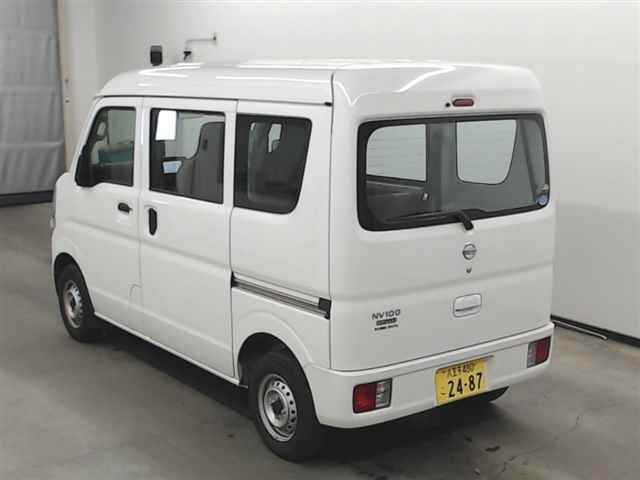 Import and buy NISSAN CLIPPER VAN 2018 from Japan to Nairobi, Kenya