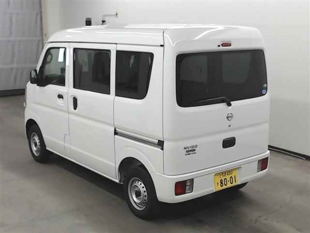 Import and buy NISSAN CLIPPER VAN 2018 from Japan to Nairobi, Kenya