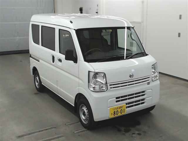 Import and buy NISSAN CLIPPER VAN 2018 from Japan to Nairobi, Kenya