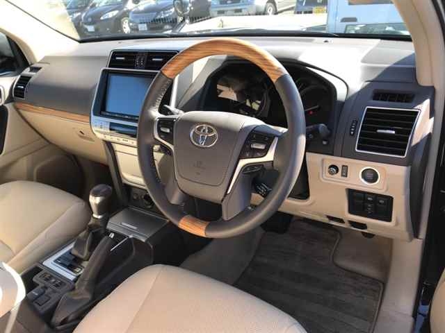 Import and buy TOYOTA LAND CRUISER PRADO 2018 from Japan to Nairobi, Kenya