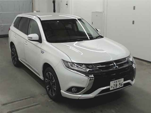 Import and buy MITSUBISHI OUTLANDER PHEV 2017 from Japan to Nairobi, Kenya