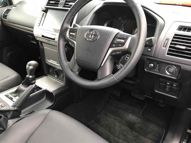 Import and buy TOYOTA LAND CRUISER PRADO 2018 from Japan to Nairobi, Kenya