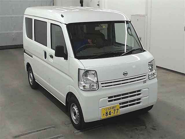 Import and buy NISSAN CLIPPER VAN 2018 from Japan to Nairobi, Kenya