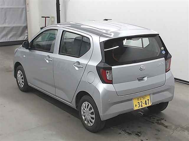 Import and buy DAIHATSU MIRA E S 2018 from Japan to Nairobi, Kenya