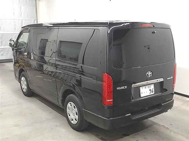 Import and buy TOYOTA HIACE VAN 2017 from Japan to Nairobi, Kenya