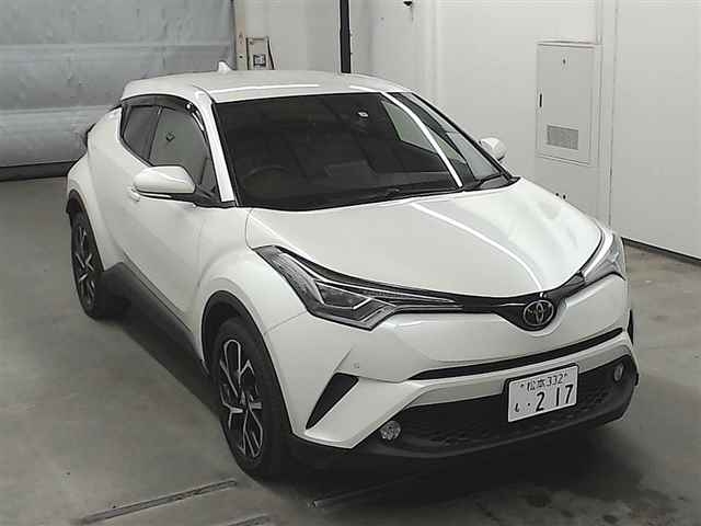 Import and buy TOYOTA C-HR 2017 from Japan to Nairobi, Kenya