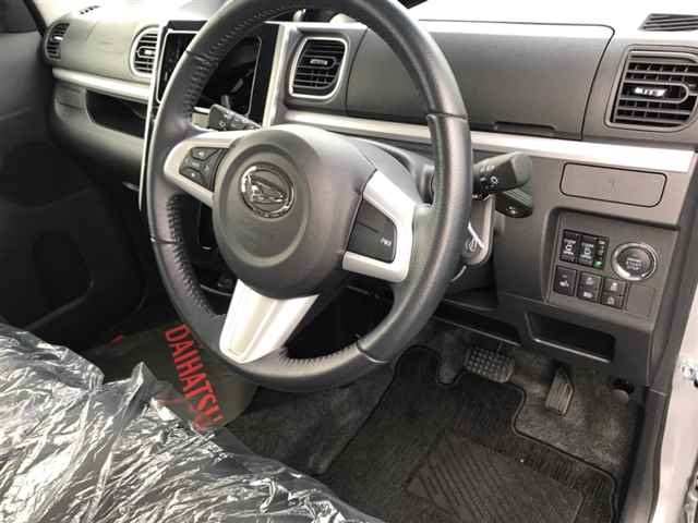 Import and buy DAIHATSU TANTO 2018 from Japan to Nairobi, Kenya