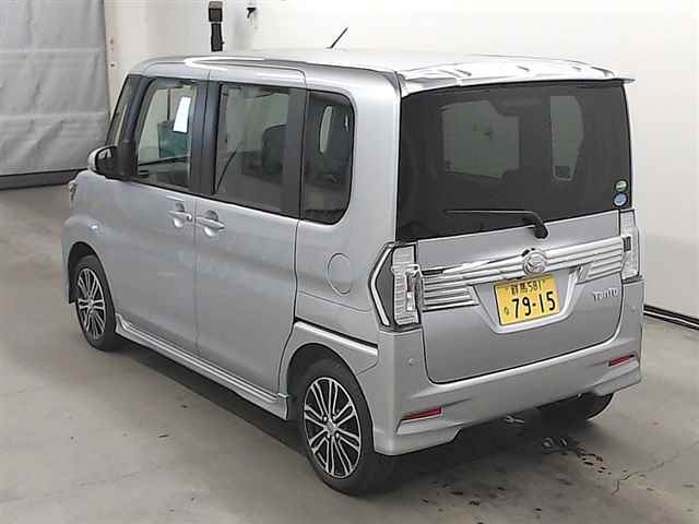 Import and buy DAIHATSU TANTO 2018 from Japan to Nairobi, Kenya