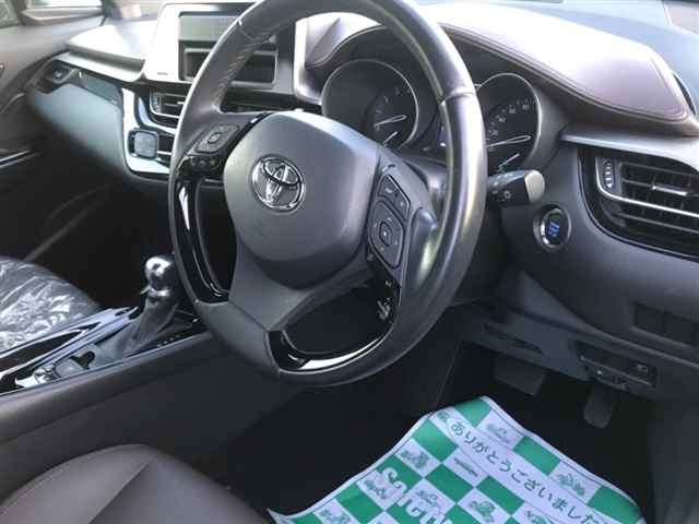 Import and buy TOYOTA C-HR 2017 from Japan to Nairobi, Kenya