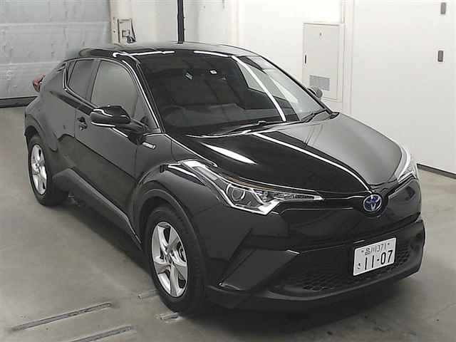 Import and buy TOYOTA C-HR 2017 from Japan to Nairobi, Kenya