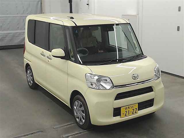 Import and buy DAIHATSU TANTO 2017 from Japan to Nairobi, Kenya