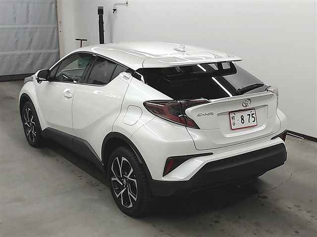 Import and buy TOYOTA C-HR 2017 from Japan to Nairobi, Kenya