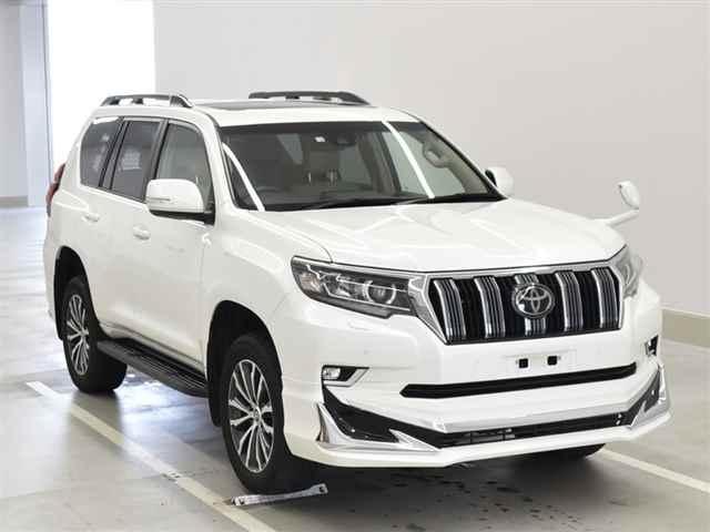 Import and buy TOYOTA LAND CRUISER PRADO 2018 from Japan to Nairobi, Kenya