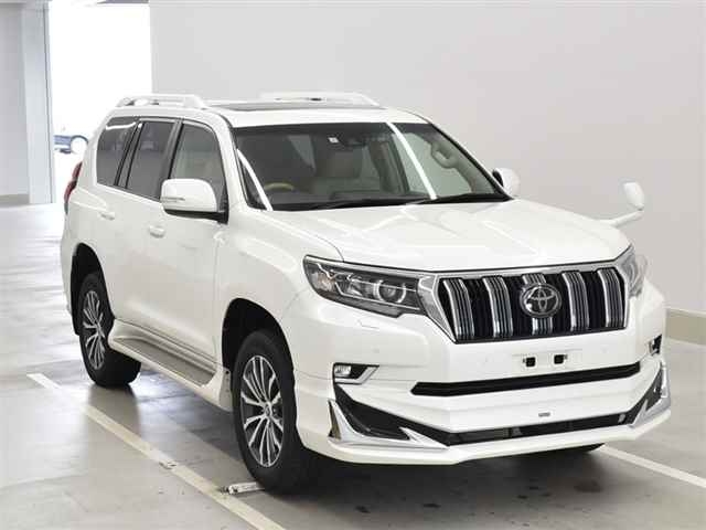 Import and buy TOYOTA LAND CRUISER PRADO 2017 from Japan to Nairobi, Kenya