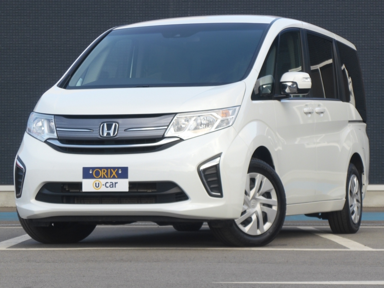 Import and buy HONDA STEP WAGON 2019 from Japan to Nairobi, Kenya