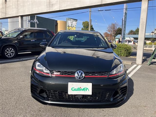 Import and buy VOLKSWAGEN GOLF GTI 2017 from Japan to Nairobi, Kenya