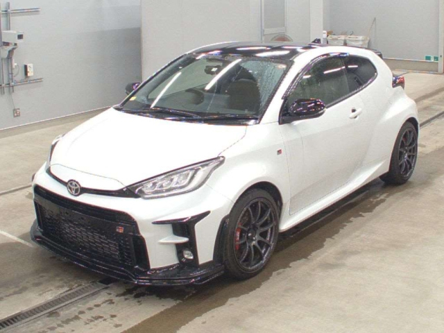 Import and buy TOYOTA YARIS 2021 from Japan to Nairobi, Kenya