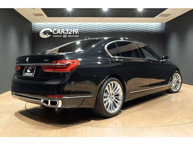 Import and buy BMW 7 SERIES 2019 from Japan to Nairobi, Kenya