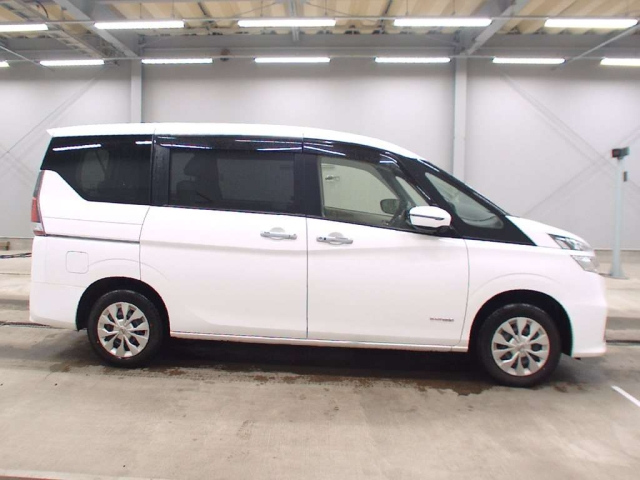 Import and buy NISSAN SERENA 2019 from Japan to Nairobi, Kenya