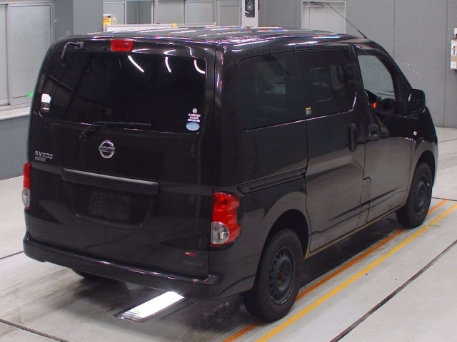 Import and buy NISSAN NV200 2019 from Japan to Nairobi, Kenya