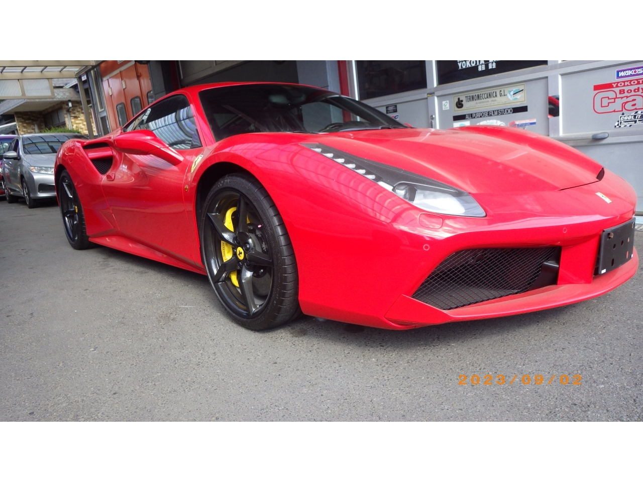 Import and buy FERRARI 488GTB 2018 from Japan to Nairobi, Kenya