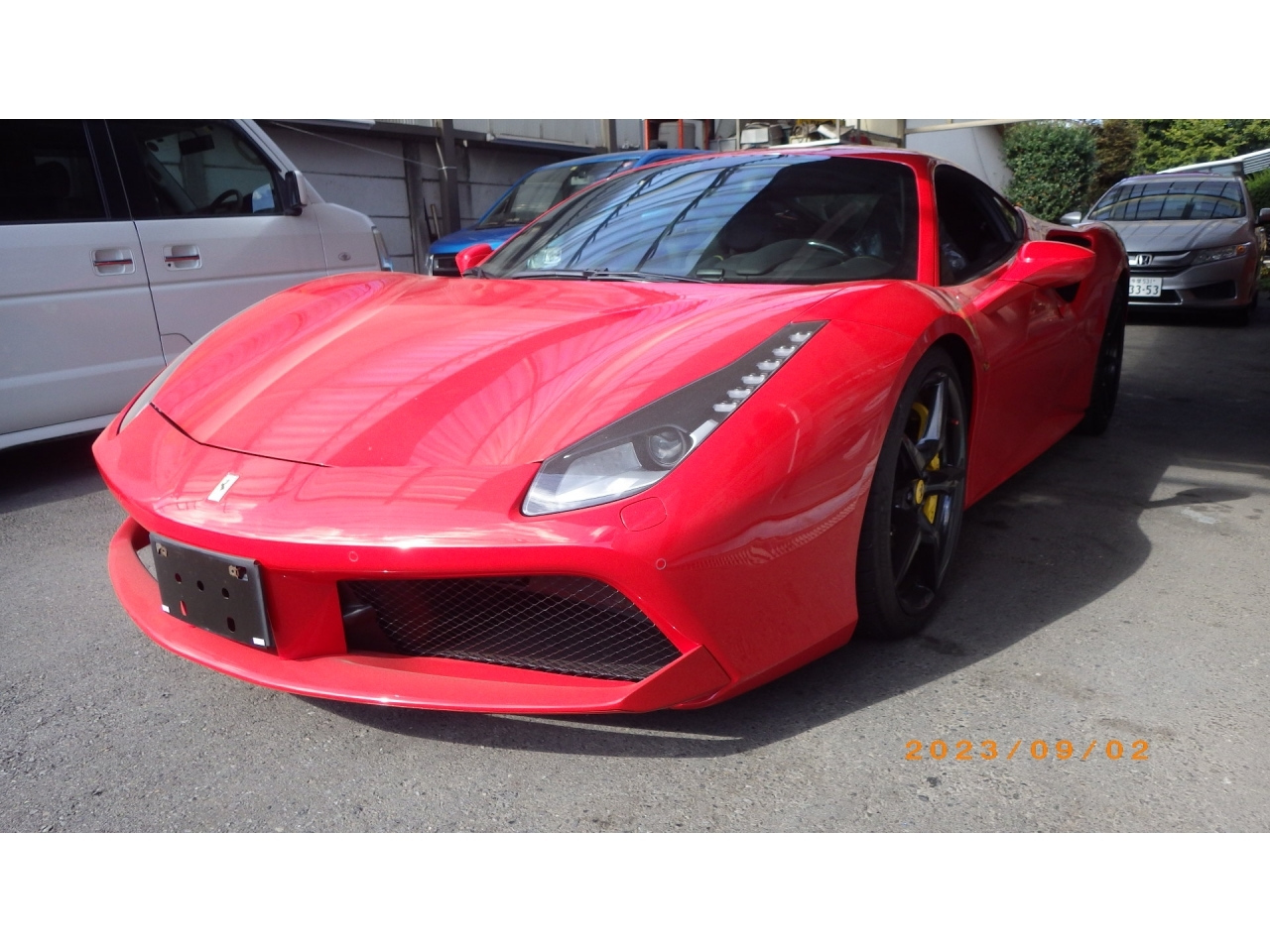 Import and buy FERRARI 488GTB 2018 from Japan to Nairobi, Kenya