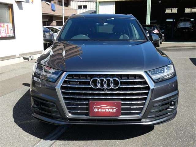 Import and buy AUDI Q7 2018 from Japan to Nairobi, Kenya