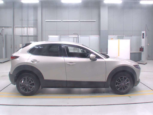 Import and buy MAZDA CX-30 2022 from Japan to Nairobi, Kenya