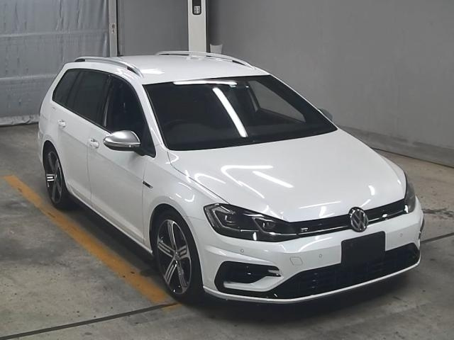 Import and buy VOLKSWAGEN GOLF 2019 from Japan to Nairobi, Kenya