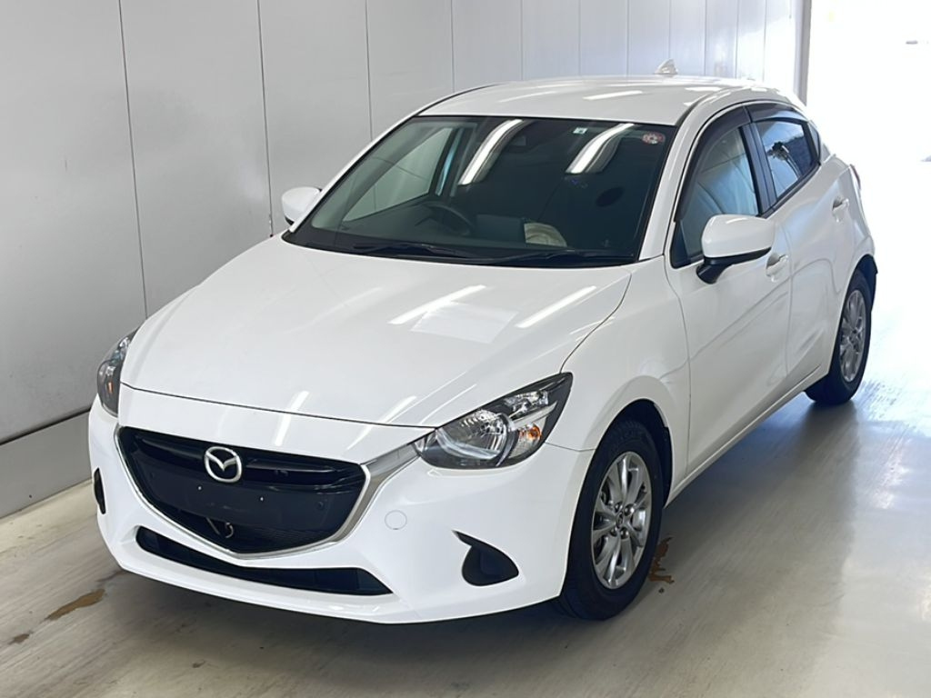 Import and buy MAZDA DEMIO 2018 from Japan to Nairobi, Kenya