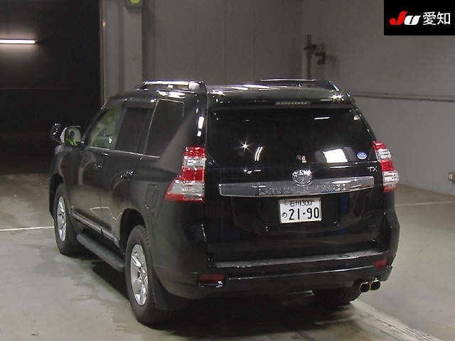 Import and buy TOYOTA LAND CRUISER PRADO 2017 from Japan to Nairobi, Kenya