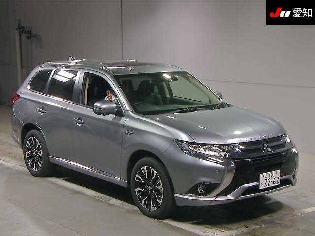 Import and buy MITSUBISHI OUTLANDER PHEV 2017 from Japan to Nairobi, Kenya