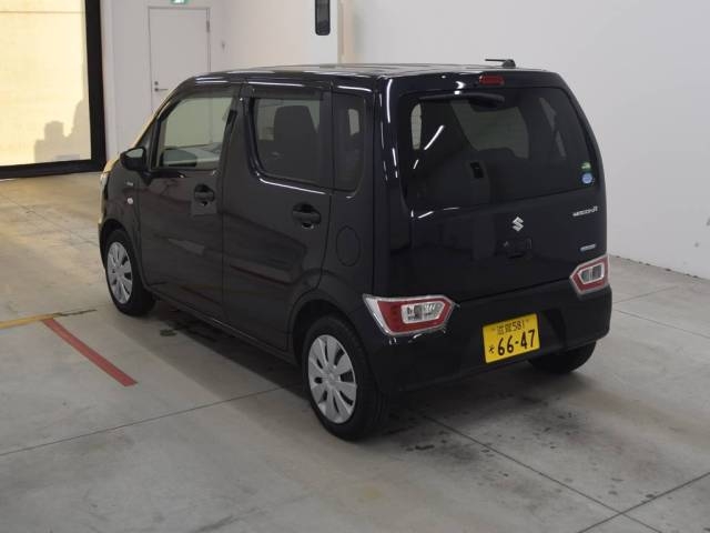 Import and buy SUZUKI WAGON R 2017 from Japan to Nairobi, Kenya