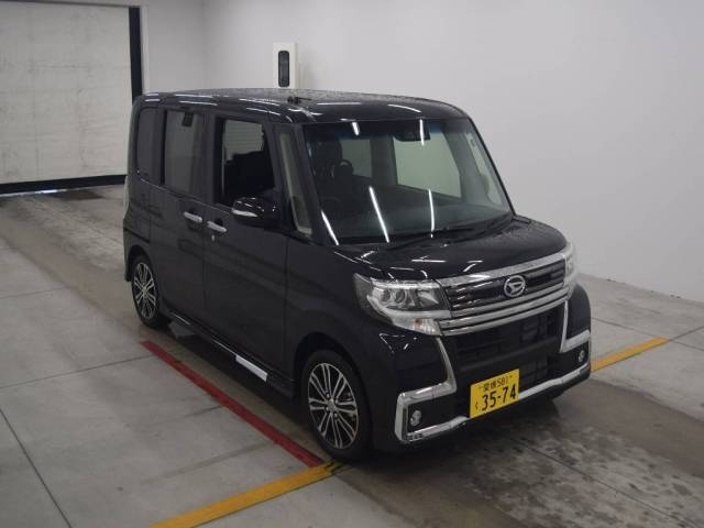 Import and buy DAIHATSU TANTO 2017 from Japan to Nairobi, Kenya