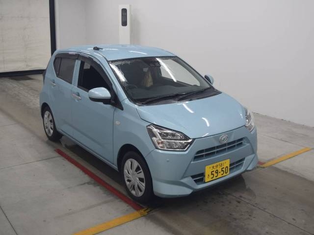 Import and buy DAIHATSU MIRA E S 2017 from Japan to Nairobi, Kenya