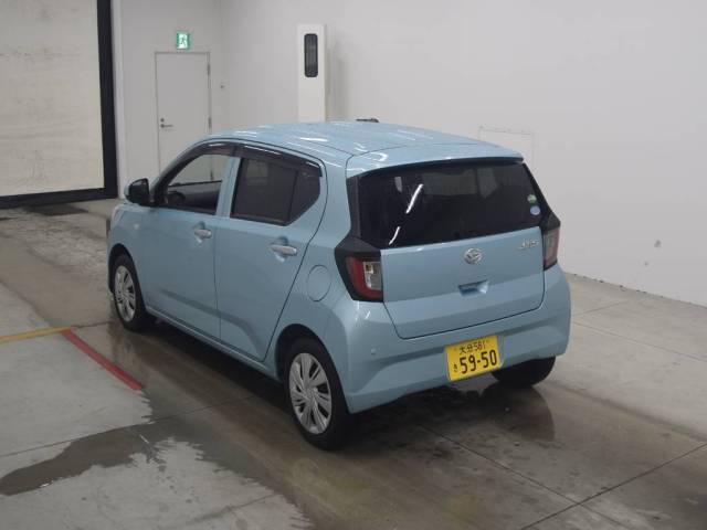 Import and buy DAIHATSU MIRA E S 2017 from Japan to Nairobi, Kenya