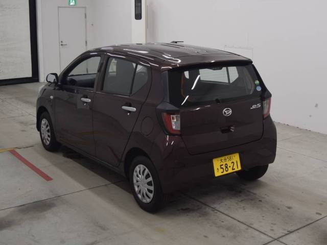 Import and buy DAIHATSU MIRA E S 2017 from Japan to Nairobi, Kenya