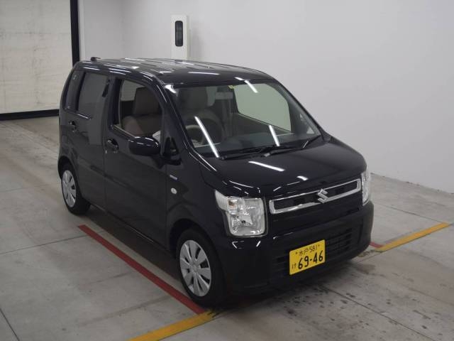 Import and buy SUZUKI WAGON R 2017 from Japan to Nairobi, Kenya