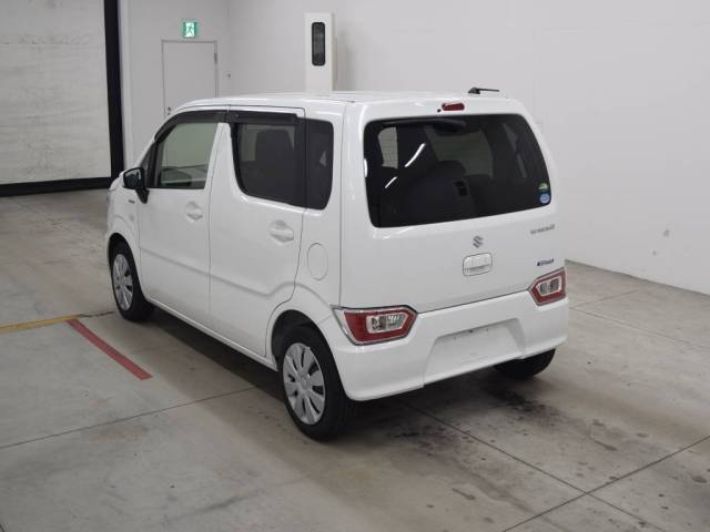 Import and buy SUZUKI WAGON R 2017 from Japan to Nairobi, Kenya